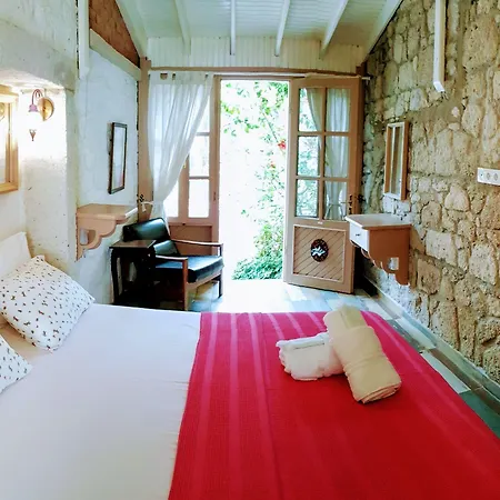 Lilyum Butik アラカティ