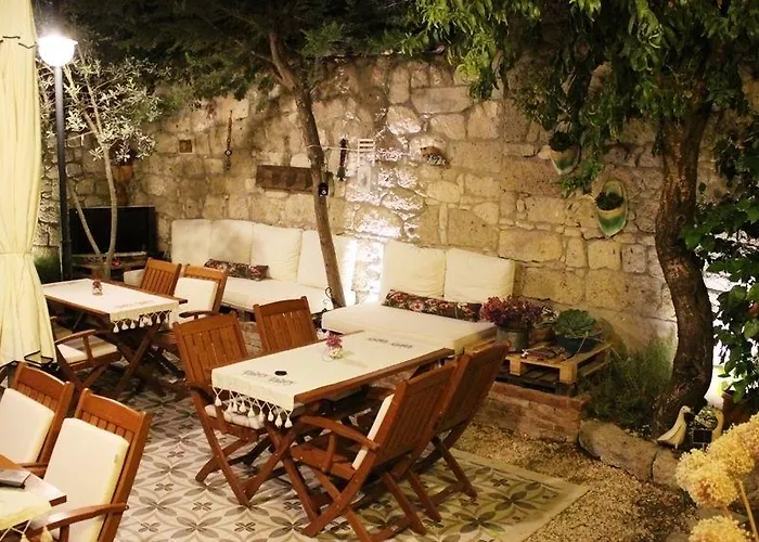 Lilyum Butik Otel Alaçatı